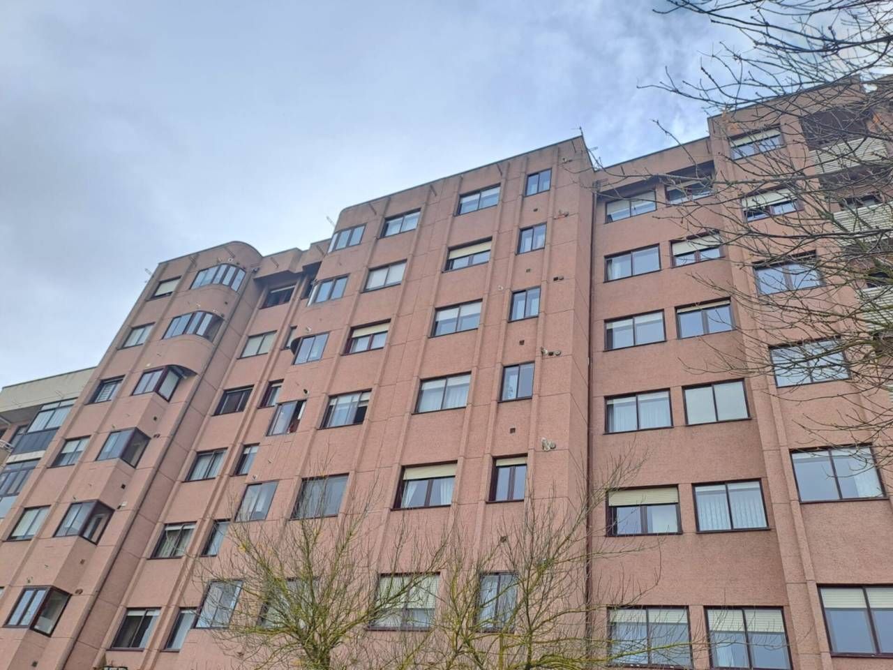 Vista exterior de Pis en venda en Burgos Capital amb Calefacció, Parquet i Terrassa