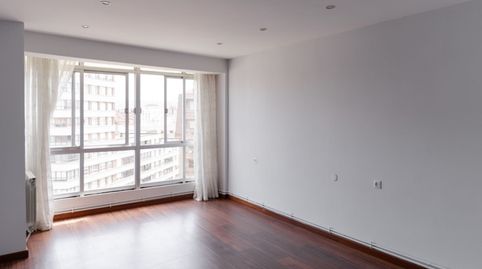 Foto 3 de Piso en venta en Plaza Guitarra,de la (aviles), Centro, Avilés