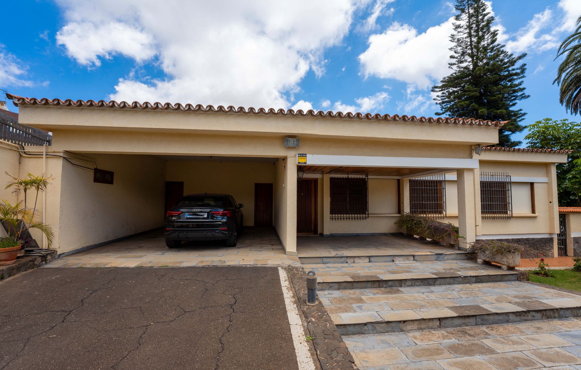 Parking de Casa o chalet en venta en San Cristóbal de la Laguna con Jardín privado, Trastero y Balcón