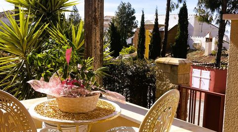 Foto 4 de Casa adosada en venta en Calahonda, Mijas