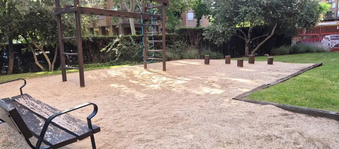 Garden of Flat for rent in Madrid  with Air Conditioner, Heating and Private garden