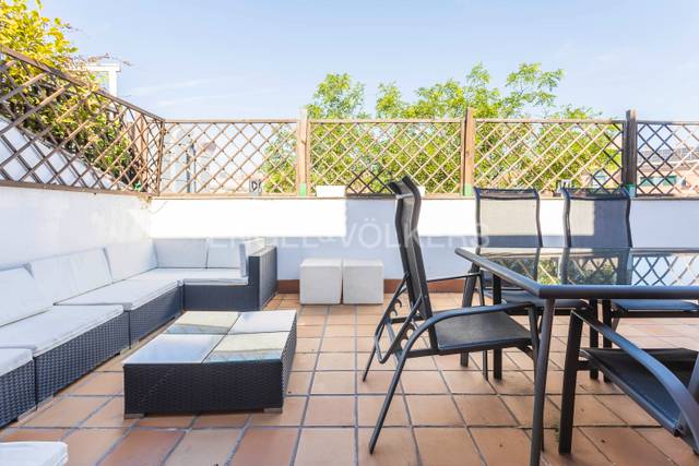 Ático en Venta en Calle de Luis Mitjans en Adelfas