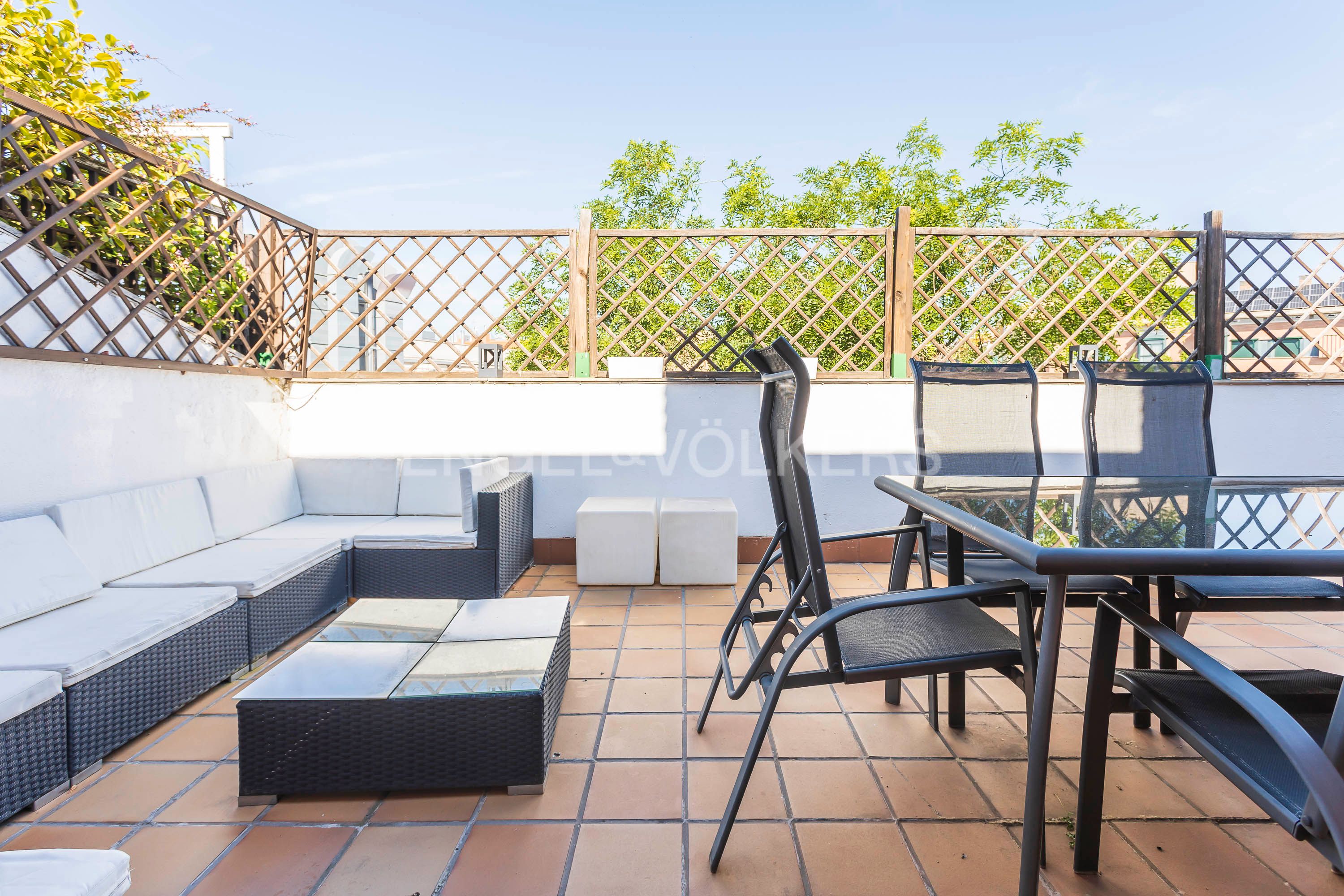 Terrassa de Àtic en venda en  Madrid Capital amb Aire condicionat, Calefacció i Jardí privat