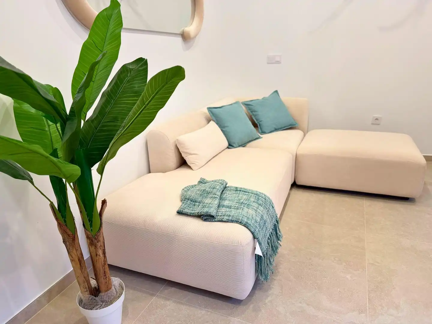 Sala d'estar de Casa o xalet en venda en Manuel amb Aire condicionat, Piscina i Moblat