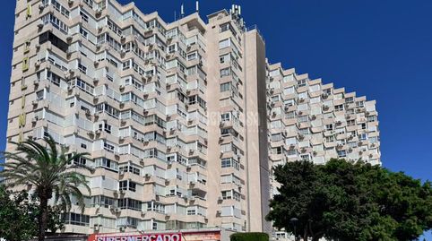 Foto 2 de Piso en venta en Calle de la Colina, La Colina, Torremolinos