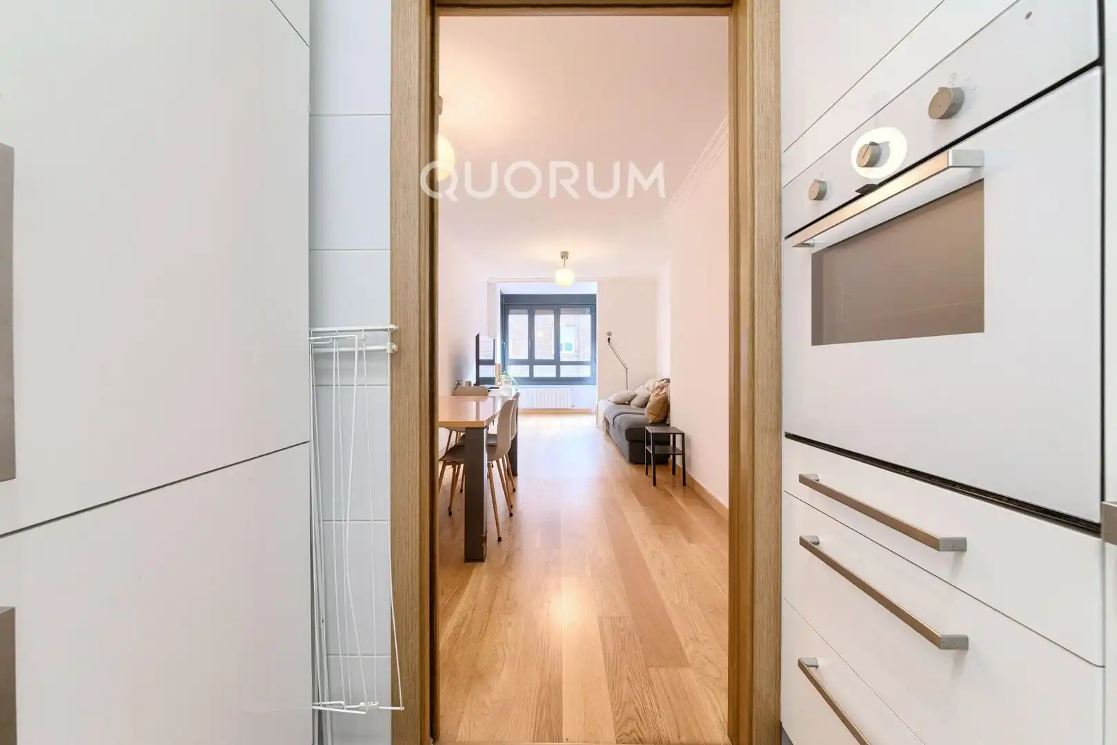 Habitación de Piso en venta en Bilbao  con Calefacción, Trastero y Amueblado