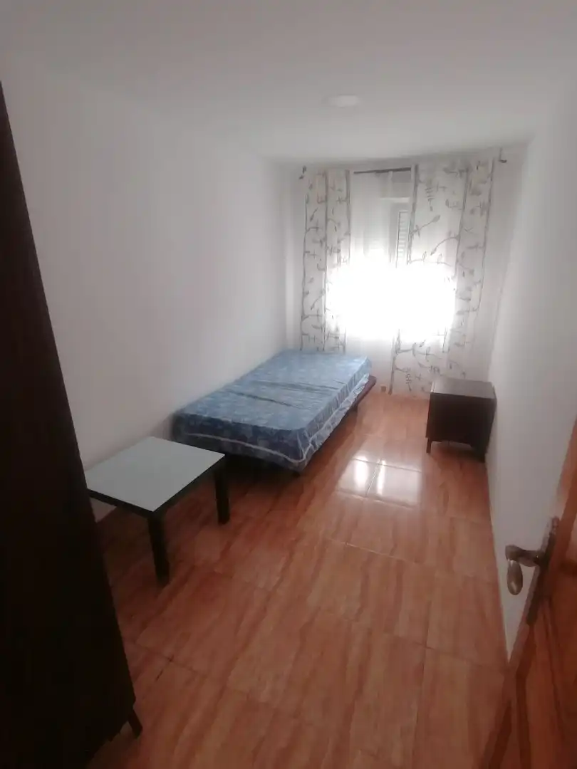 Bedroom of Flat for rent in Gijón   with Heating, Parquet flooring and Furnished