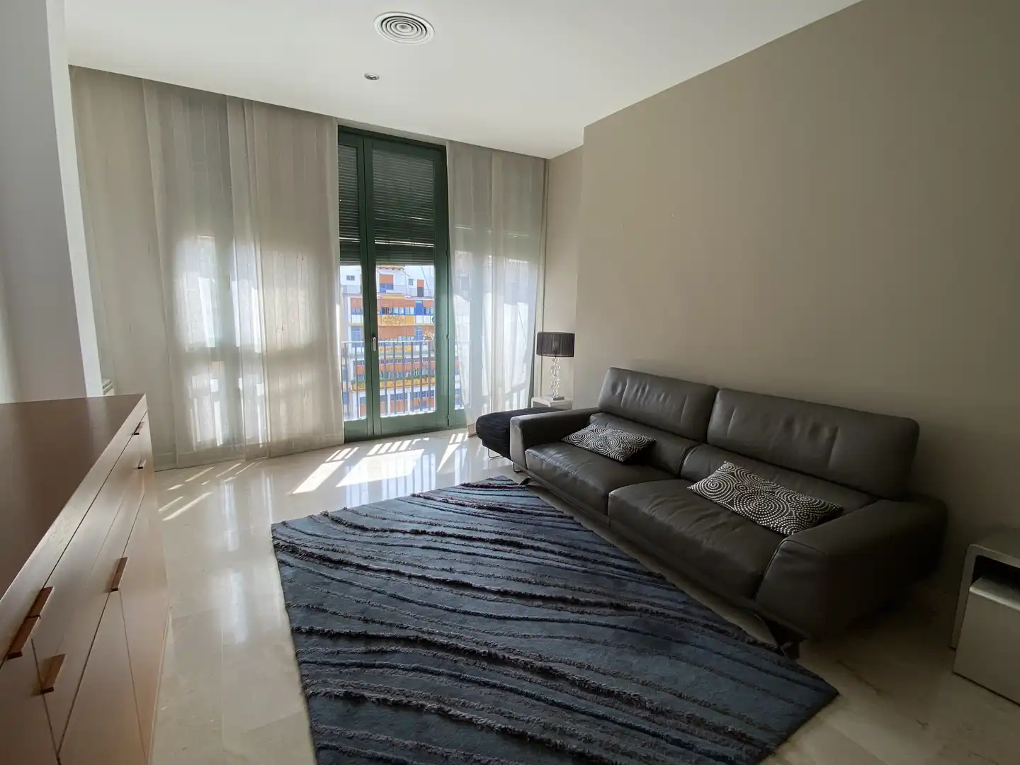 Piso de alquiler en Plaça de la Independència, Centre - Barri Vell