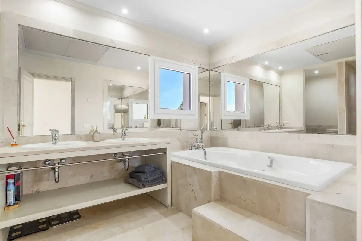 Baño de Casa o chalet en venta en Manilva con Aire acondicionado, Jardín privado y Terraza
