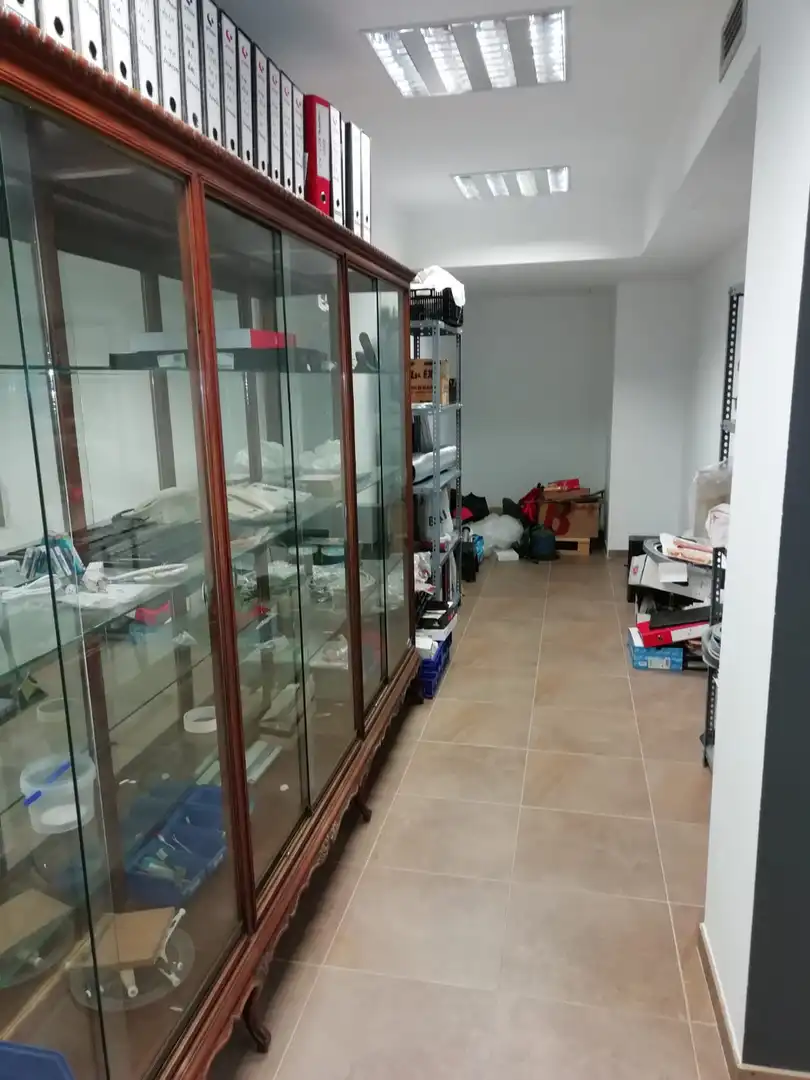 Local comercial en venda a Olot, imagen 3
