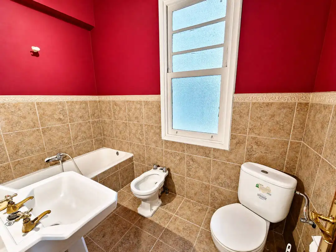 Baño de Piso en venta en Santurtzi  con Trastero