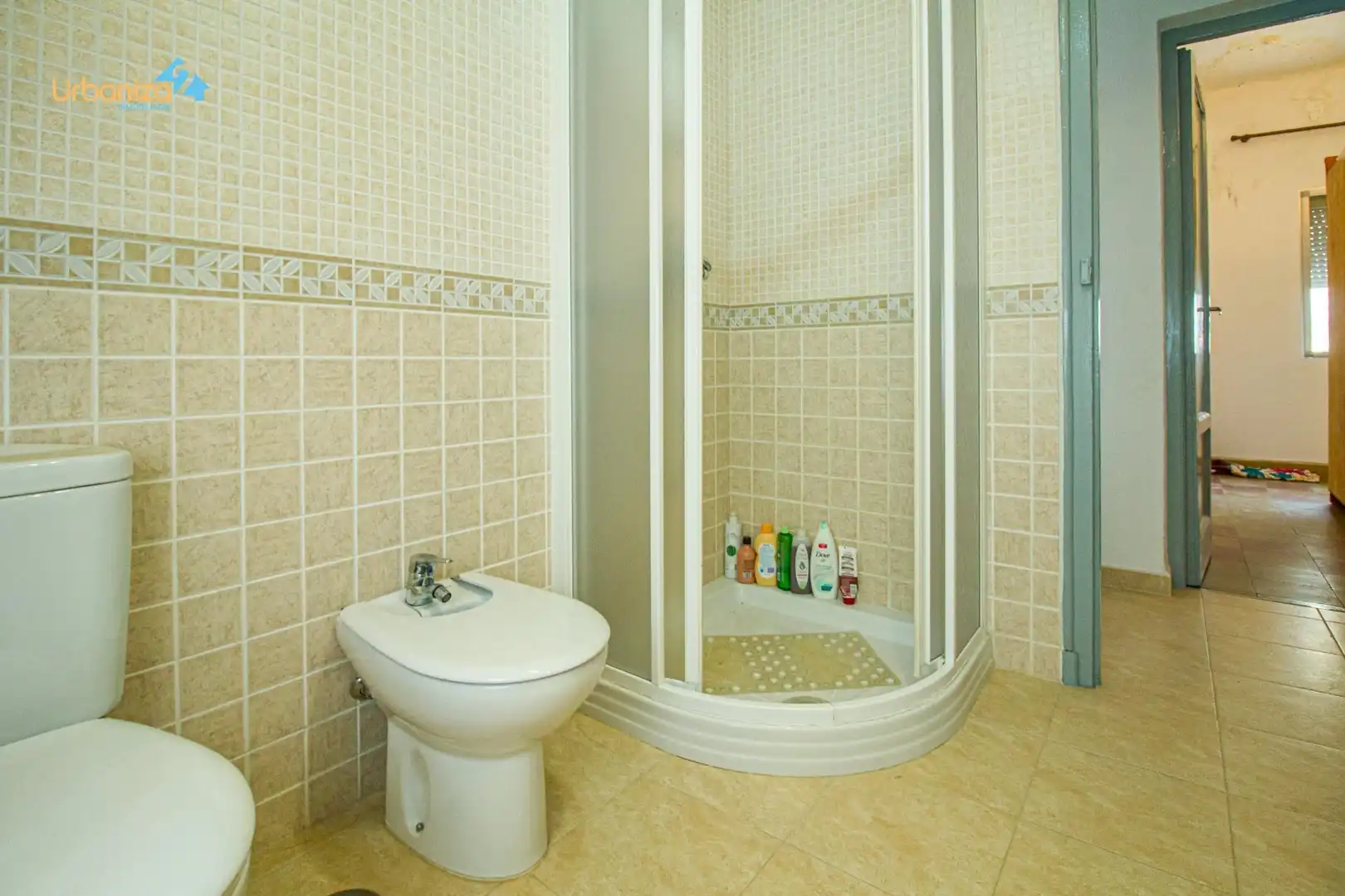Baño de Casa adosada en venta en Badajoz con Aire acondicionado, Jardín privado y Terraza