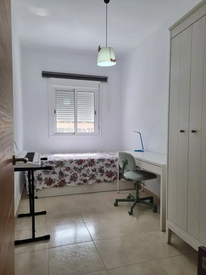 Habitació a Plazoleta Gravina, 10, La Salle - Cuatro Torres