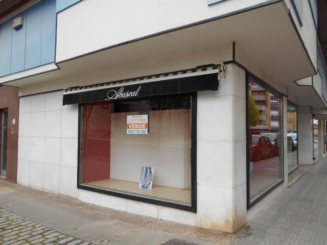 Local comercial en Venta en Landako Kalea, 3 en Amurrio