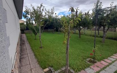 Garten von Country house zum verkauf in Almenara de Tormes mit Schwimmbad