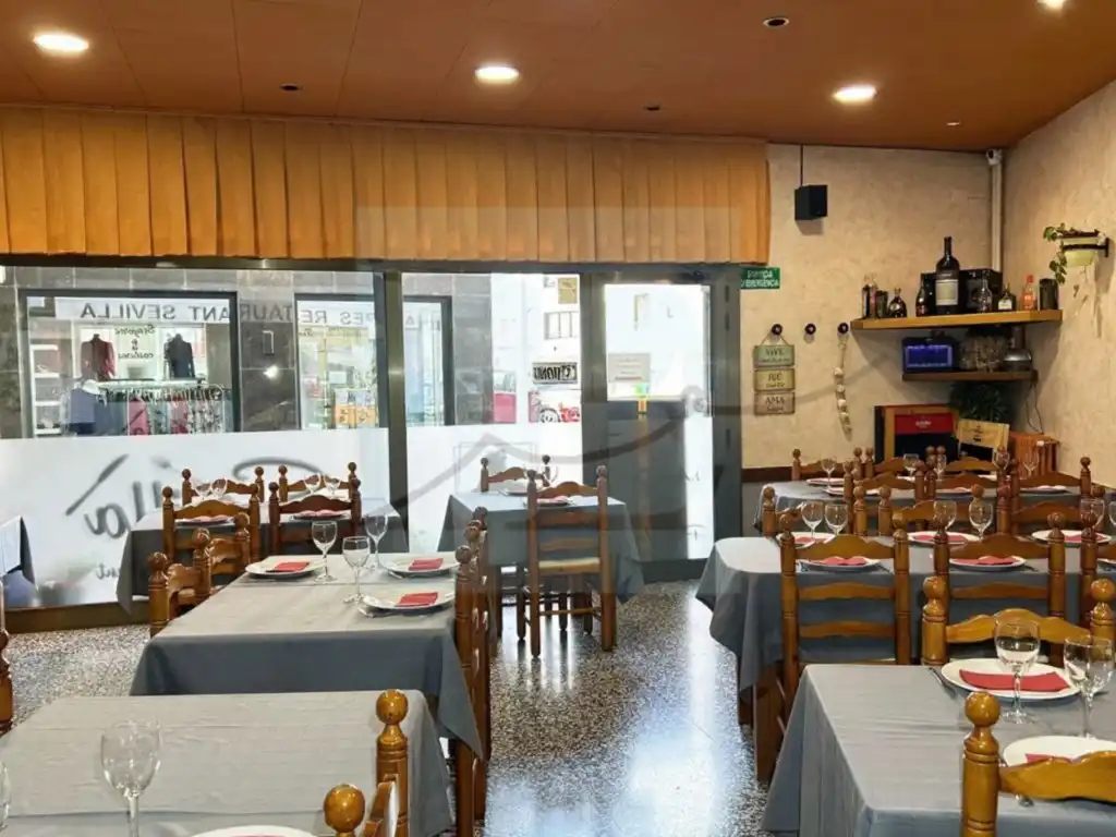 Locale commerciale in cessione a Camí d'Ensucaranes, 3-6, imagen 8