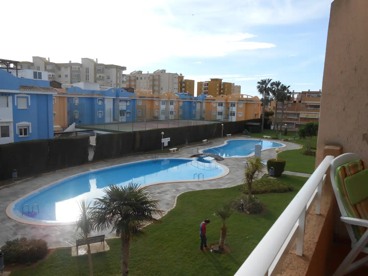 Schwimmbecken von Dachboden zur Miete in Xeraco mit Terrasse, Möbliert und Ofen
