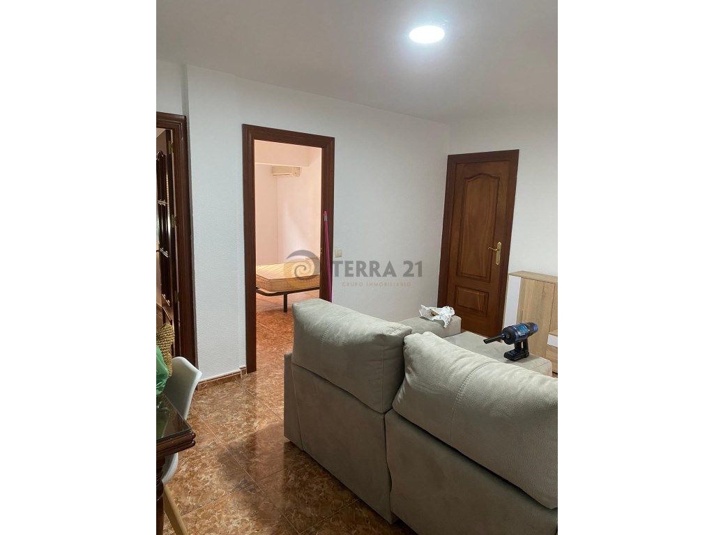 Bedroom of Flat to rent in  Jaén Capital