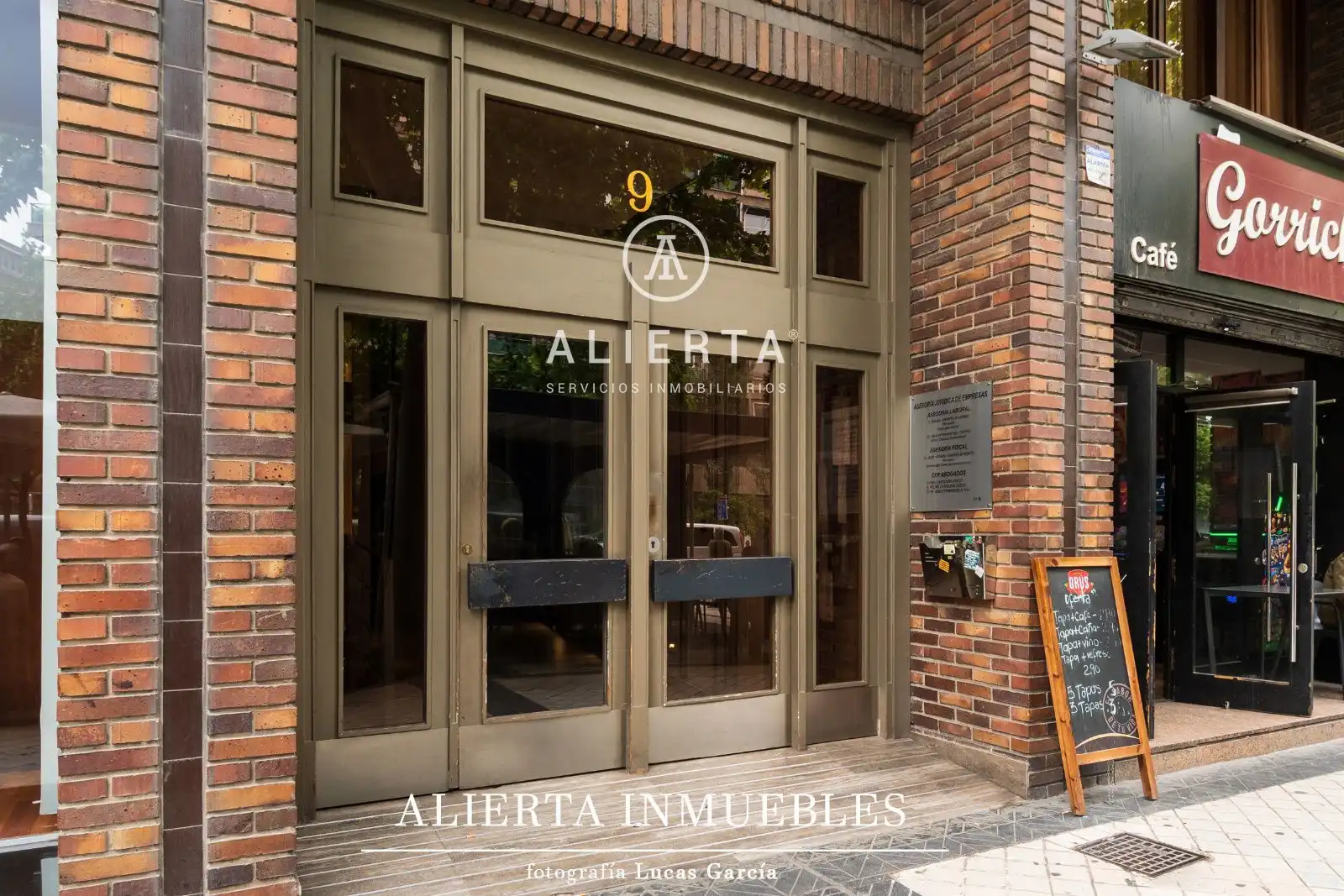 Flat for sale in Zaragoza  with Air Conditioner, Heating and Terrace