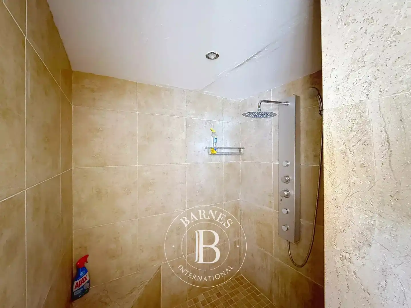 Bathroom of Houses for sale in Cabrils  with Air Conditioner, Heating and Terrace