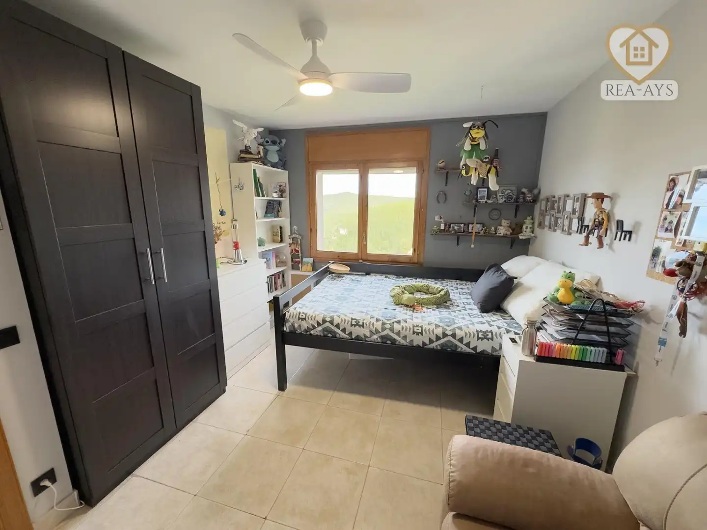 Habitación de Casa o chalet en venta en Vallirana con Calefacción, Jardín privado y Terraza