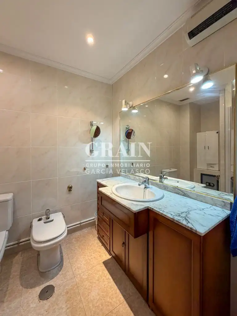 Baño de Piso en venta en Albacete con Calefacción y Parquet