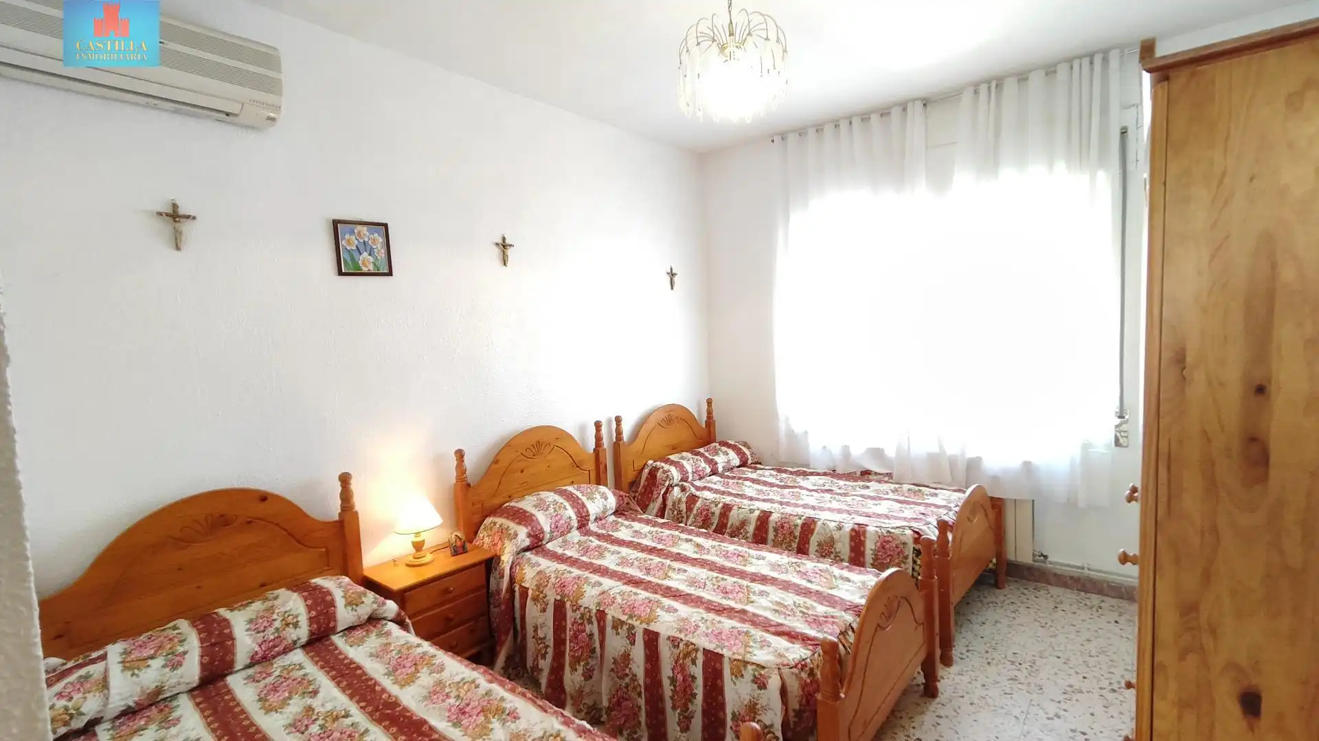 Dormitori de Casa o xalet en venda en Bercial de Zapardiel amb Calefacció, Terrassa i Traster