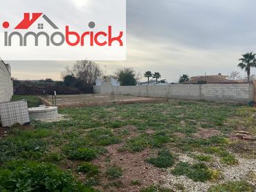 Wohnbaugrundstück zum Verkauf in Aguilar de la Frontera