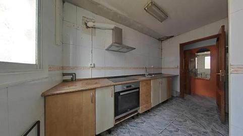 Photo 5 of Flat for sale in Carrer de L'algarve, Badia del Vallès, Barcelona