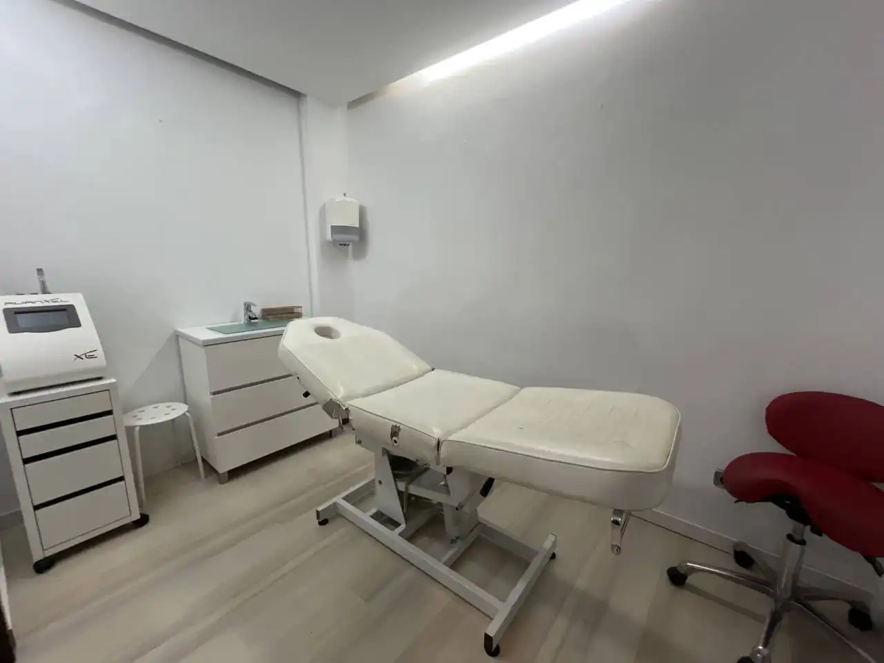 Geschaftsraum zur Miete in L'Hospitalet de Llobregat, Barcelona