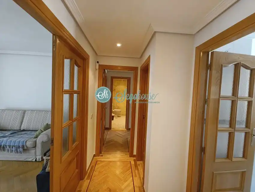 Piso de alquiler en Segovia con Calefacción y Parquet