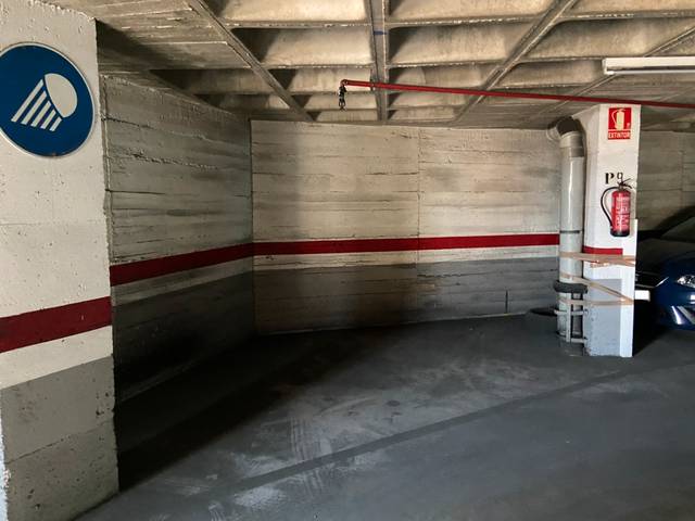 Garaje en Venta en Murtra en El Carmel