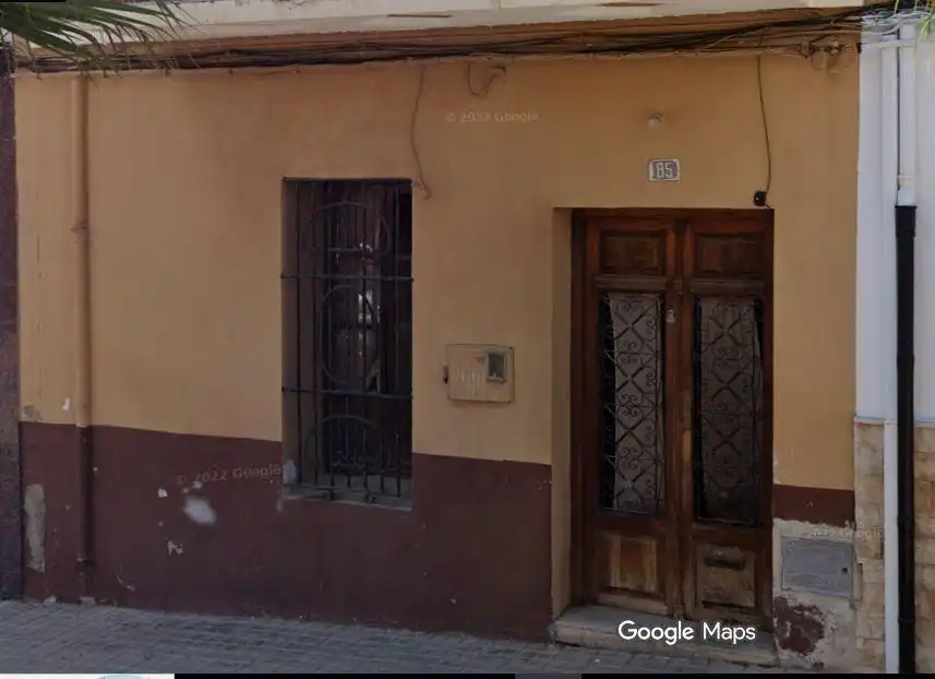 Casa in vendita a Calle mur 85
