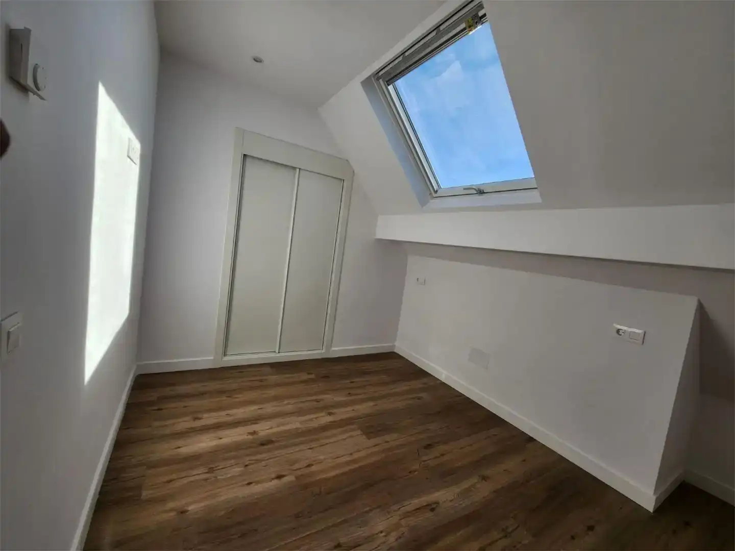 Schlafzimmer von Maisonette zur Miete in Madrid mit Abstellraum