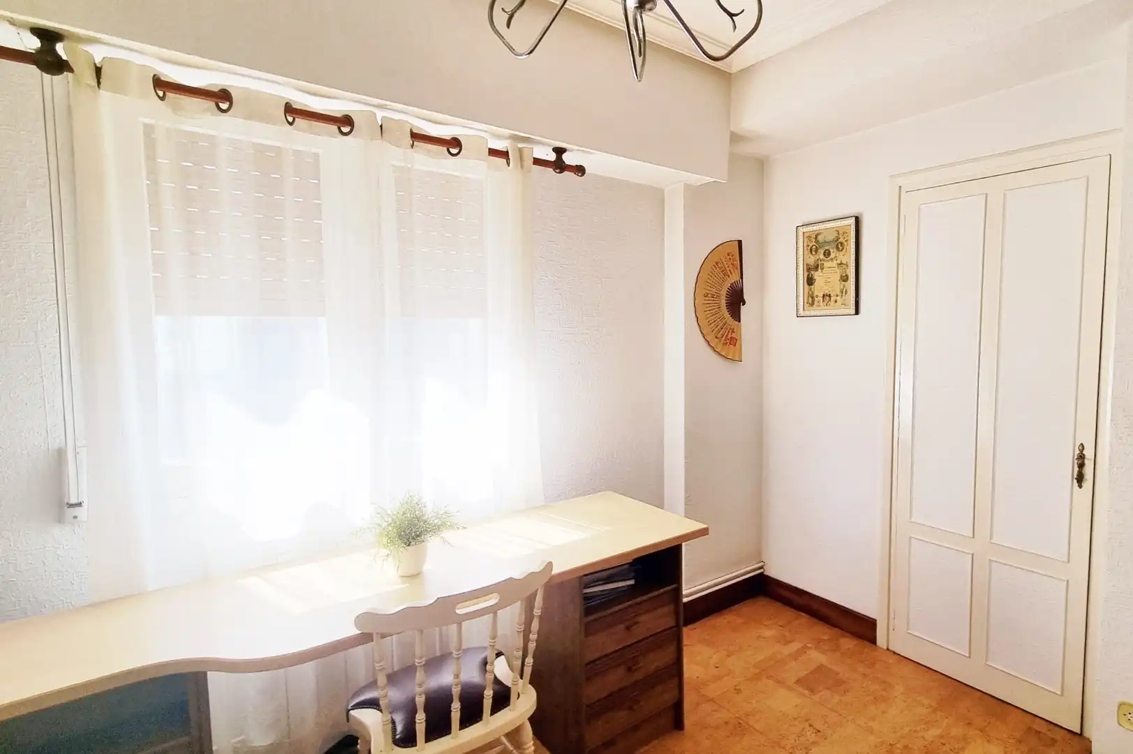 Comedor de Piso en venta en Errenteria con Calefacción, Trastero y Amueblado