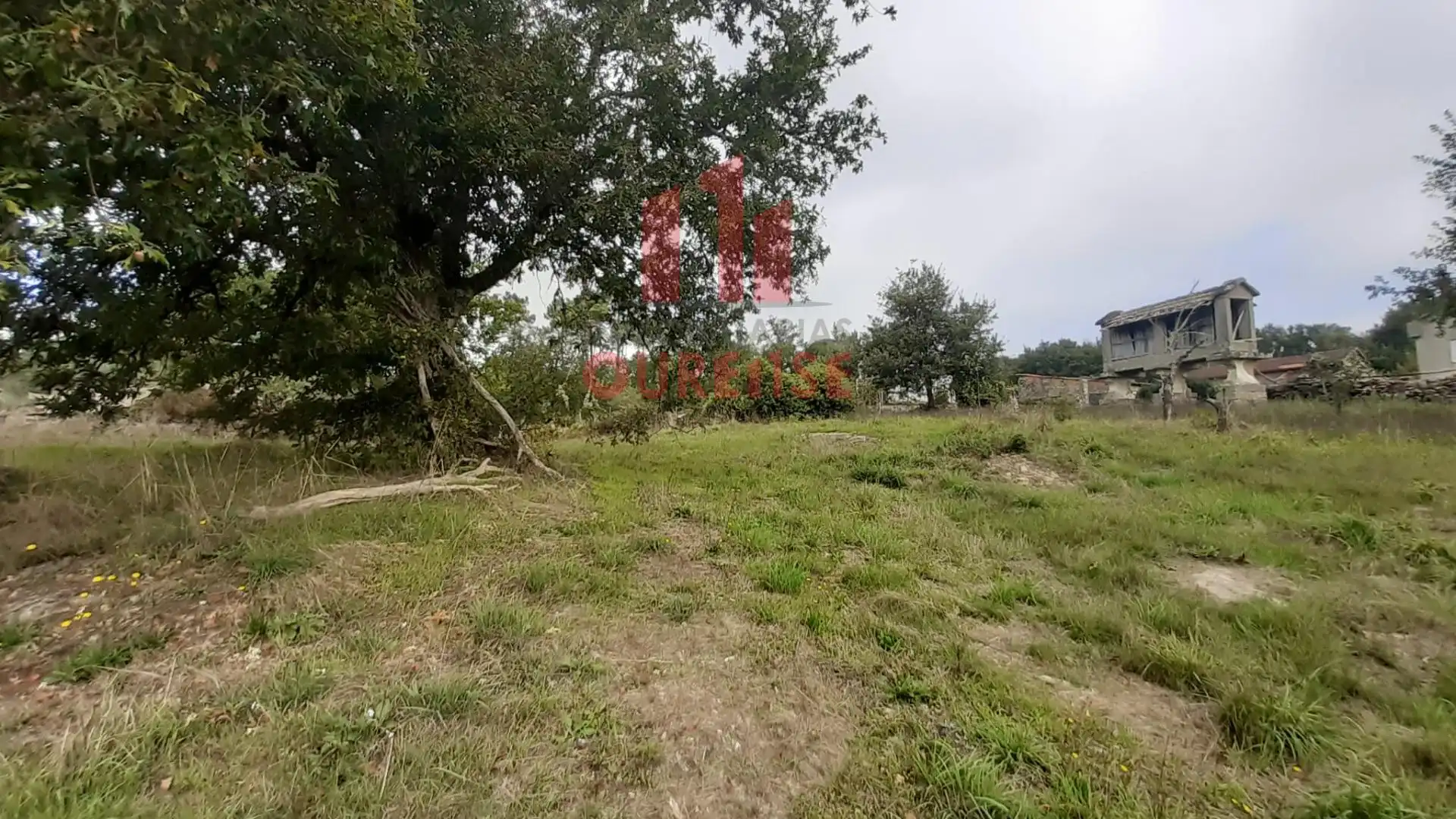 Casa con jardín en venta en Amoeiro, imagen 6