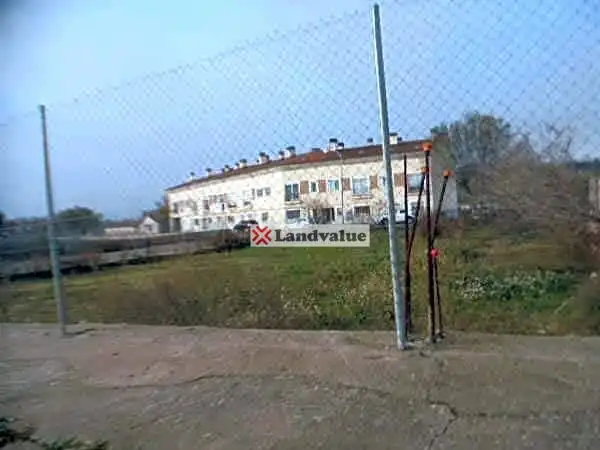 Terrenos y solares en venta en Calle Torrejón 1