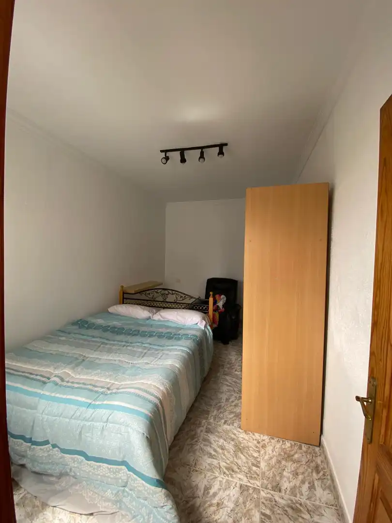 Schlafzimmer von Wohnung zum Verkauf in Las Palmas de Gran Canaria mit Möbliert, Ofen und Waschmaschine