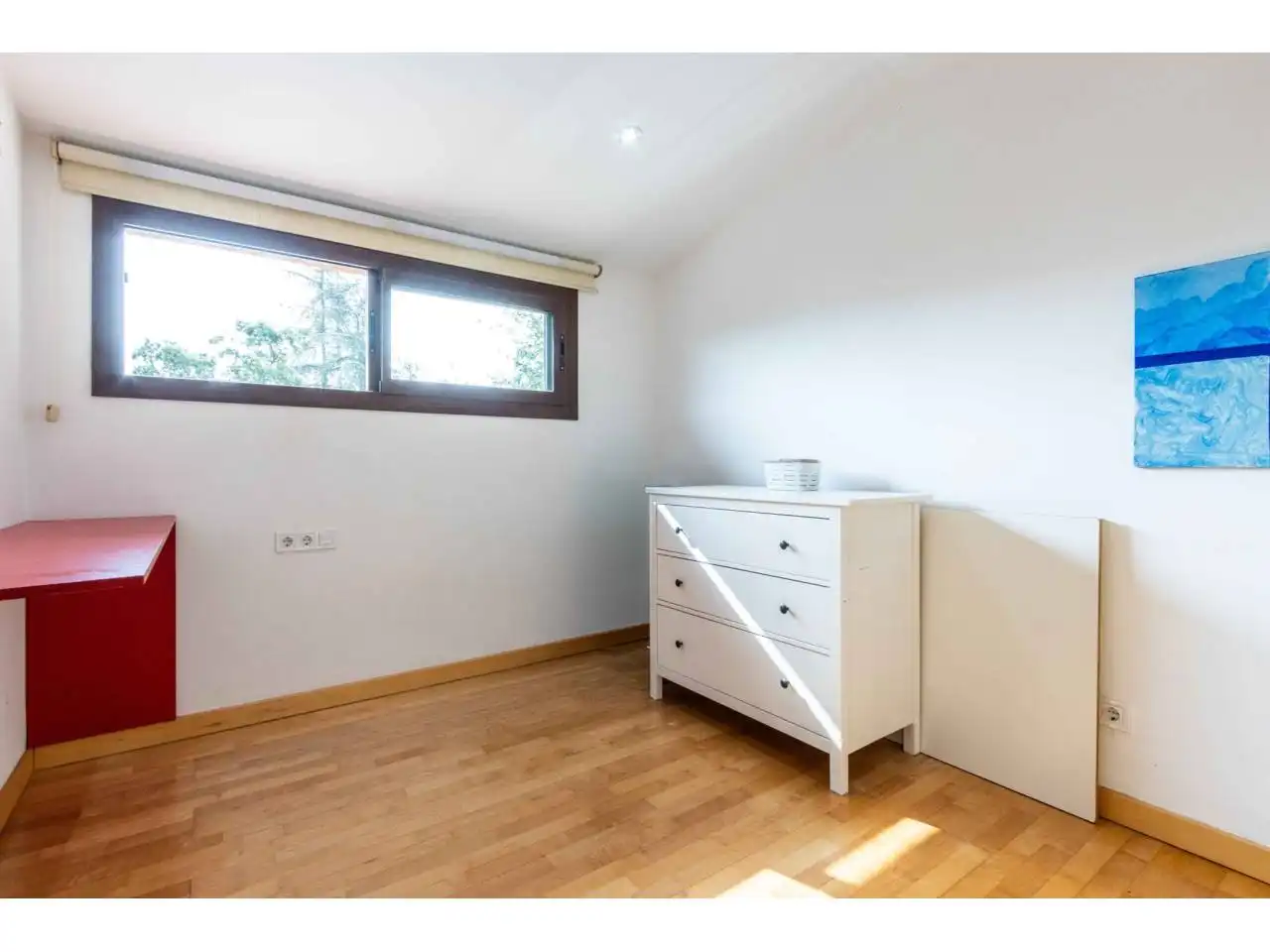 Dormitori de Casa o xalet en venda en Castellar del Vallès amb Aire condicionat, Calefacció i Jardí privat
