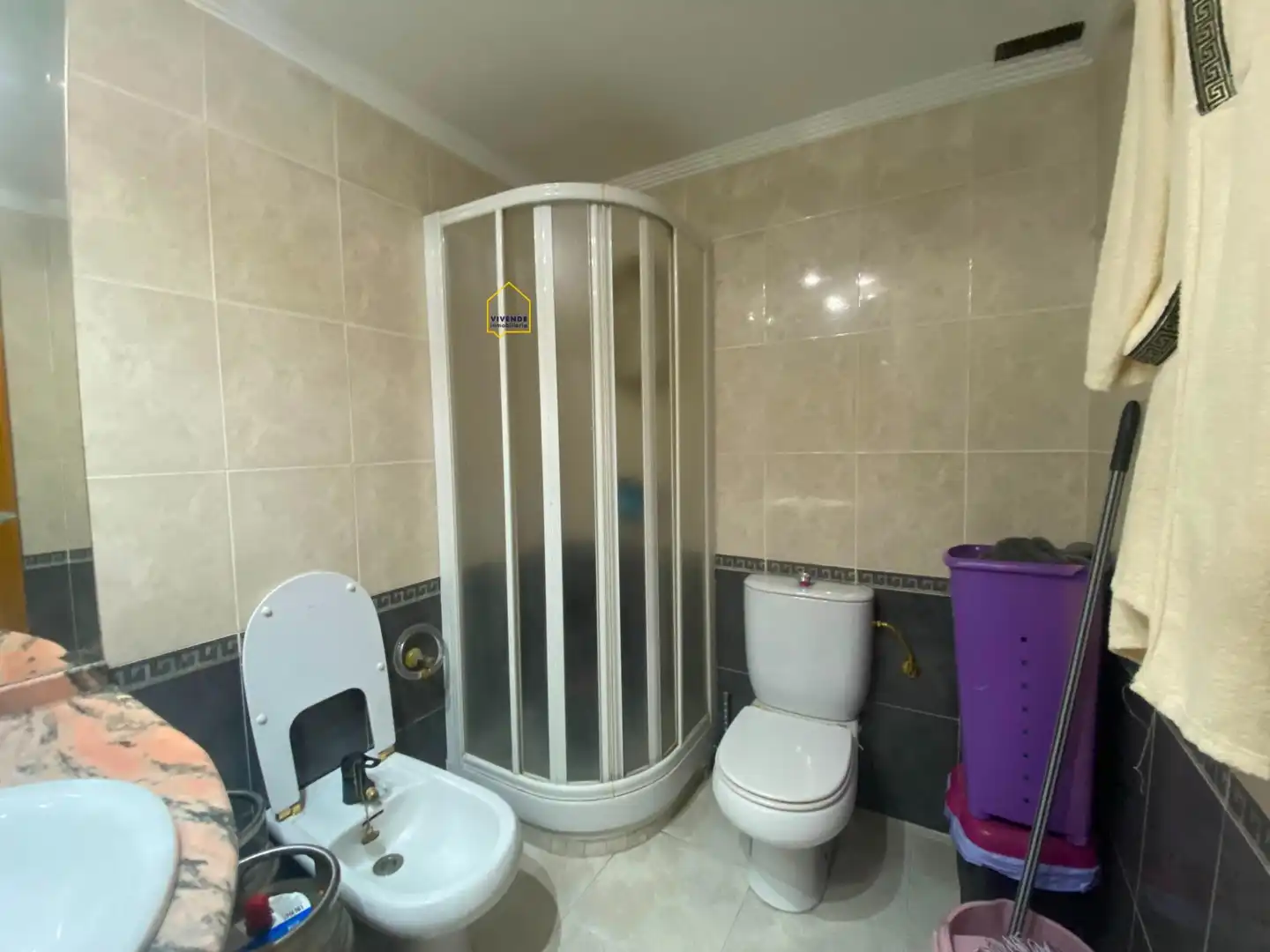 Badezimmer von Wohnung zum Verkauf in Lorca mit Klimaanlage, Heizung und Terrasse