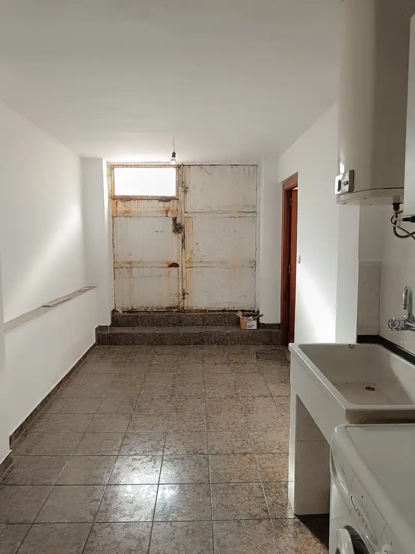 Casa o xalet en venda en Barruelo de Santullán amb Calefacció, Parquet i Terrassa
