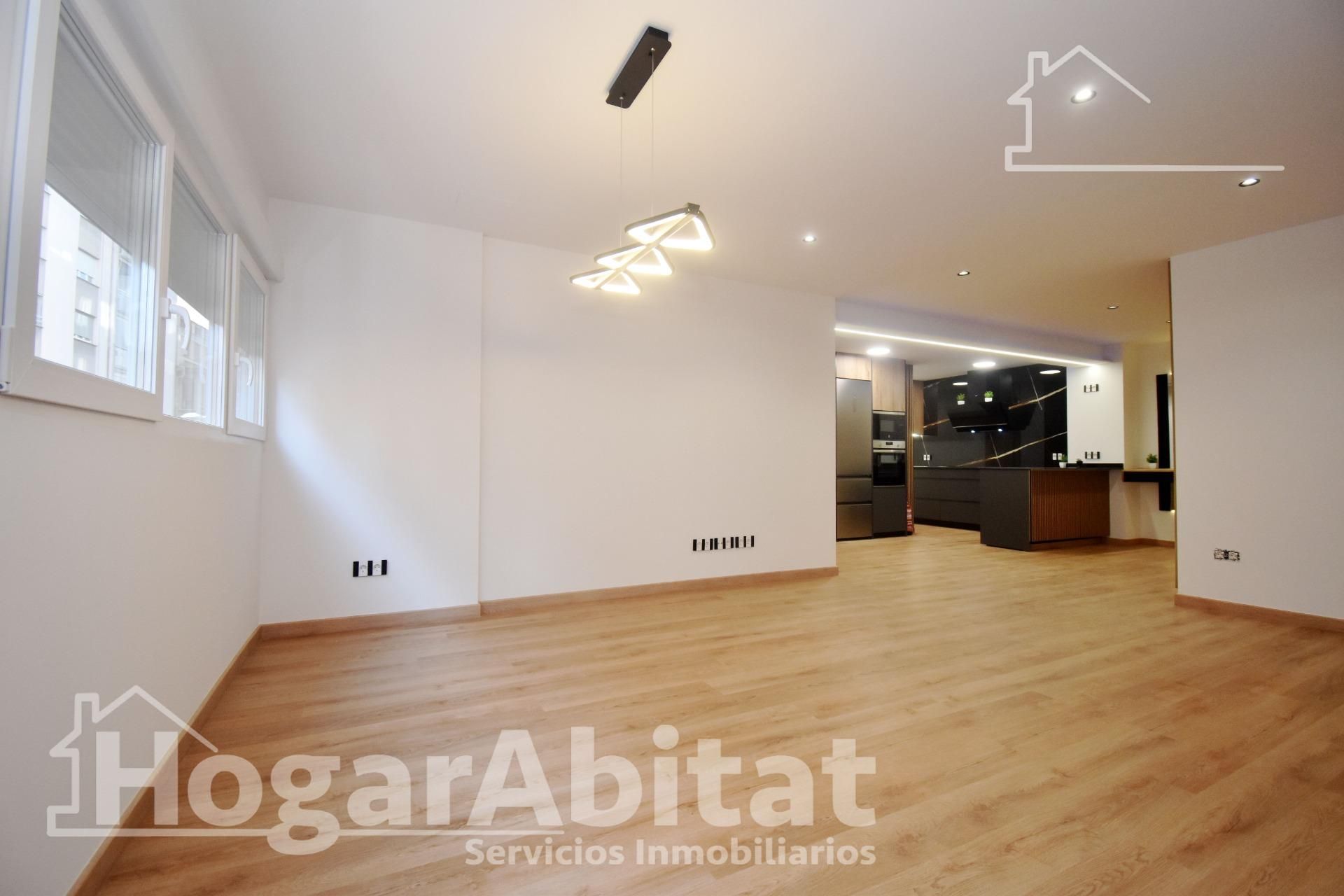 Living room of Flat for sale in Castellón de la Plana / Castelló de la Plana  with Air Conditioner