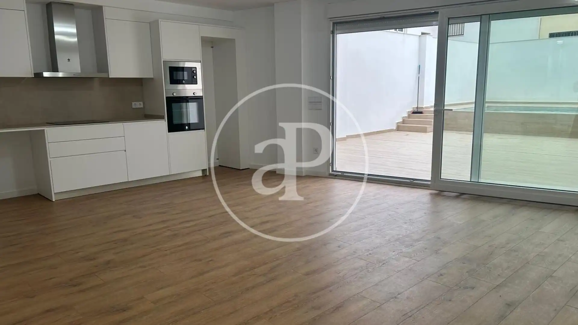 Flat for rent in Carrer Gesmils, El Carme - Sant Agustí - Bonavista