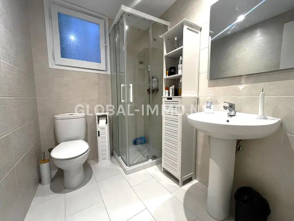 Apartment with lift for sale in Avinguda de Rhode, imagen 11