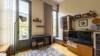 Living room of Flat for sale in  Barcelona Capital  with Air Conditioner, Heating and Parquet flooring