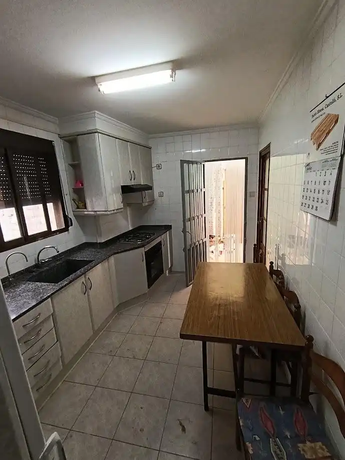 Cocina de Piso en venta en Mislata con Terraza, Trastero y Balcón