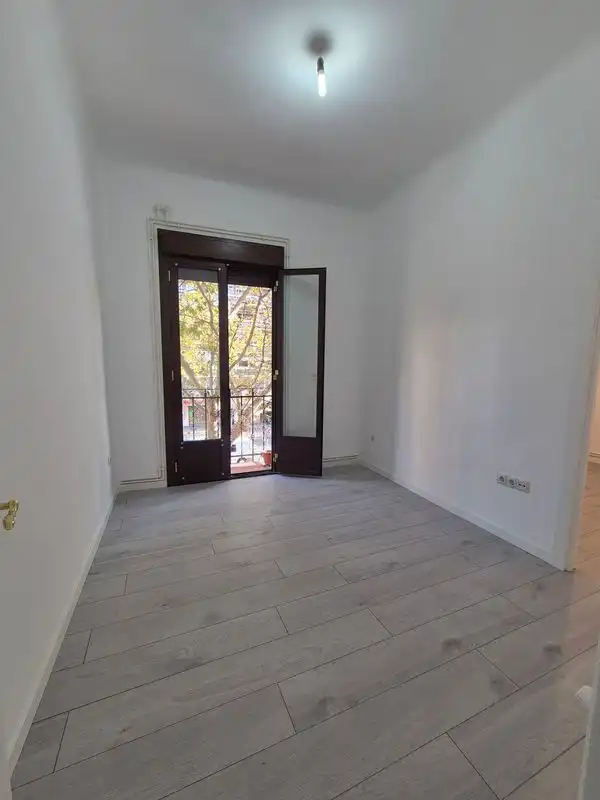 Schlafzimmer von Wohnung zur Miete in Madrid mit Klimaanlage, Heizung und Ofen