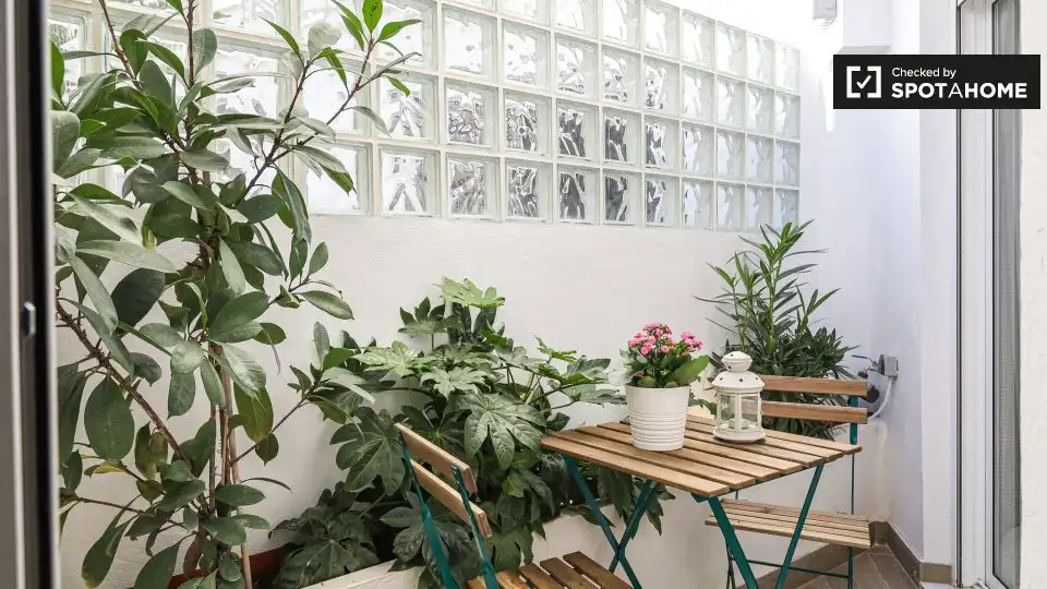 Habitació a Nou Moles