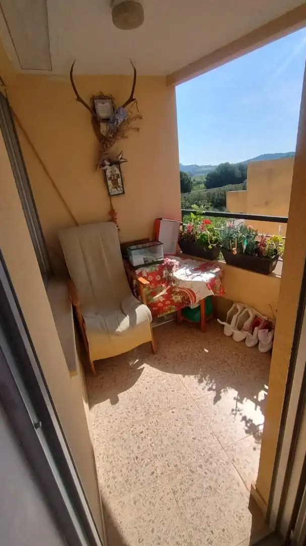 Terraza de Piso en venta en Gilet con Aire acondicionado, Amueblado y Balcón