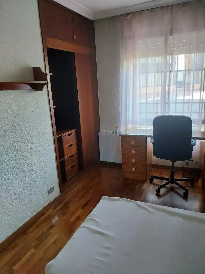 Bedroom of Flat for rent in Murcia  with Air Conditioner, Private garden and Parquet flooring